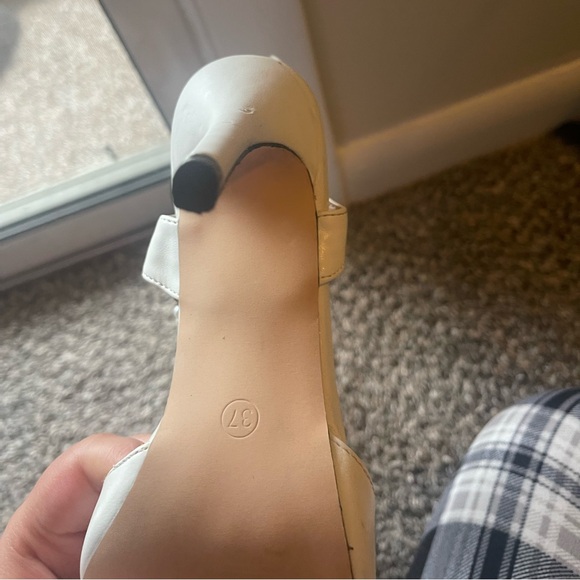 Chanel slingback pearl vintage heels size 6 - Picture 8 of 14